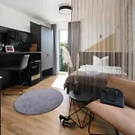 We Hotel 4*